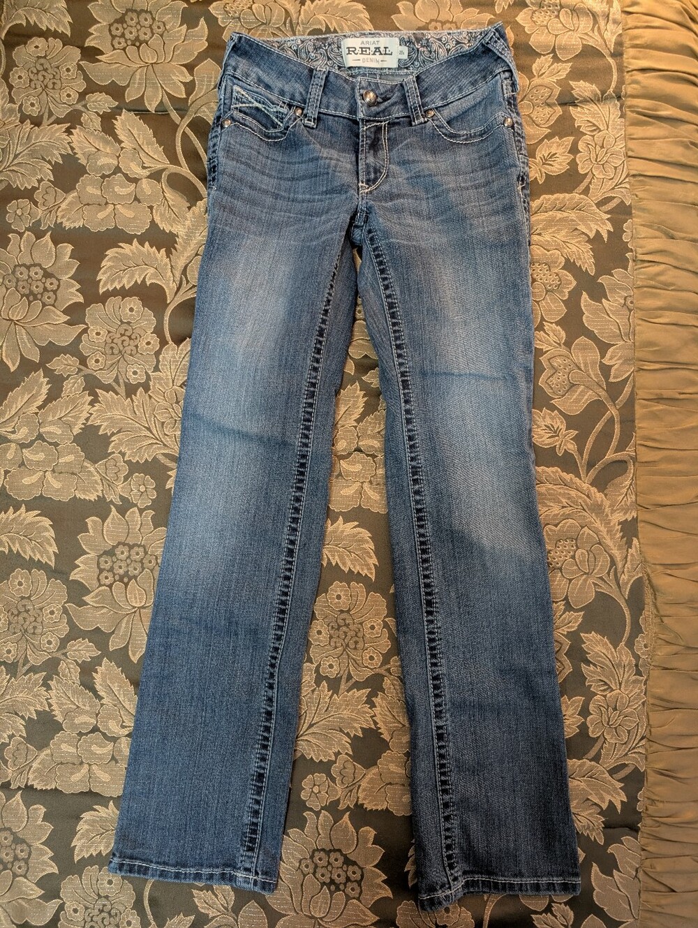 Ariat Women's Light Blue Mid Rise Straight Jeans Size 25s